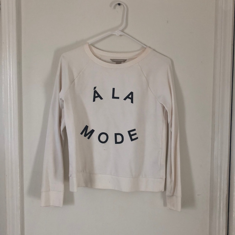 Sweatshirt